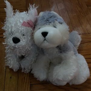 A set of 2 Webkinz Stuffed Animals
